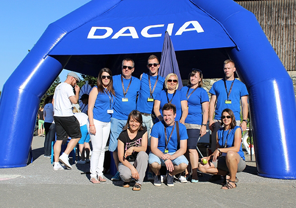 Dacia_team1.jpg